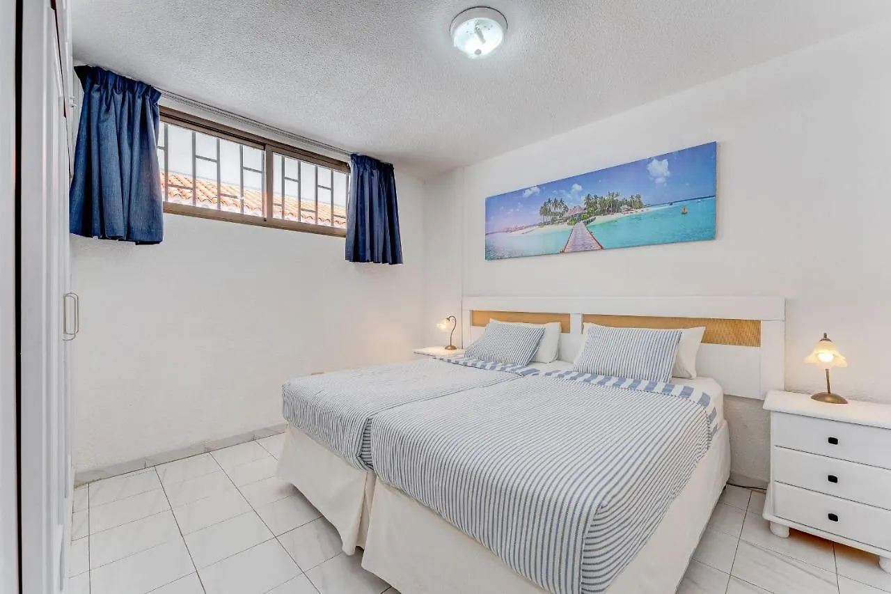 Perfect Holiday Sea View Top Floor Loscristianos لوس كريستيانوس شقة